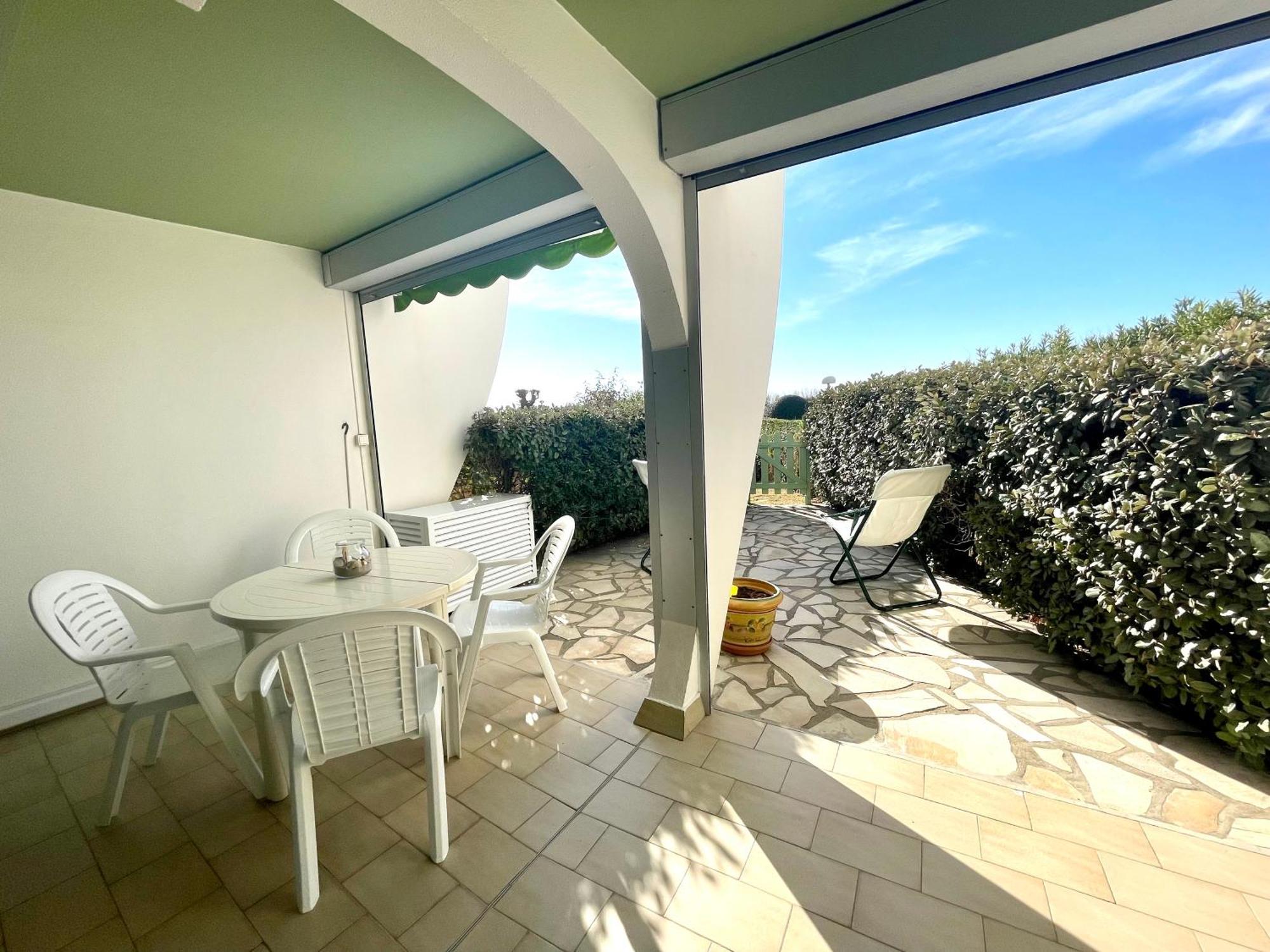 Pgh N26 - Premiere Ligne, Jardin Et Parking Prive Apartment La Grande Motte Exterior photo